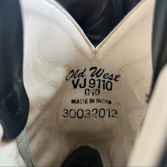 Old West Kid’s black cowboy boots size 1 - Picture 2 of 6